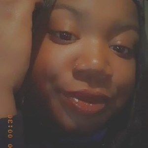 Meet your Posher, Gabrielle